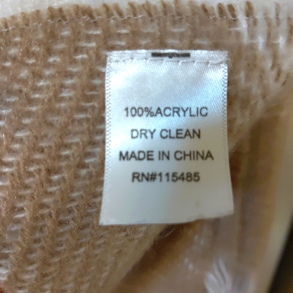 Super Soft Acrylic Scarf - Picture 3 of 3